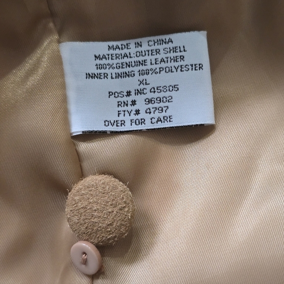 Marlboro Miles Gear Vintage 90s Tan Suede Leather XL Fringe Jacket Satin Lined - Picture 9 of 11